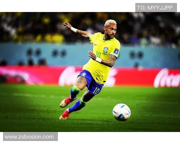 哪位足球明星在社交媒体上晒出自己的苹果6手机引发热议